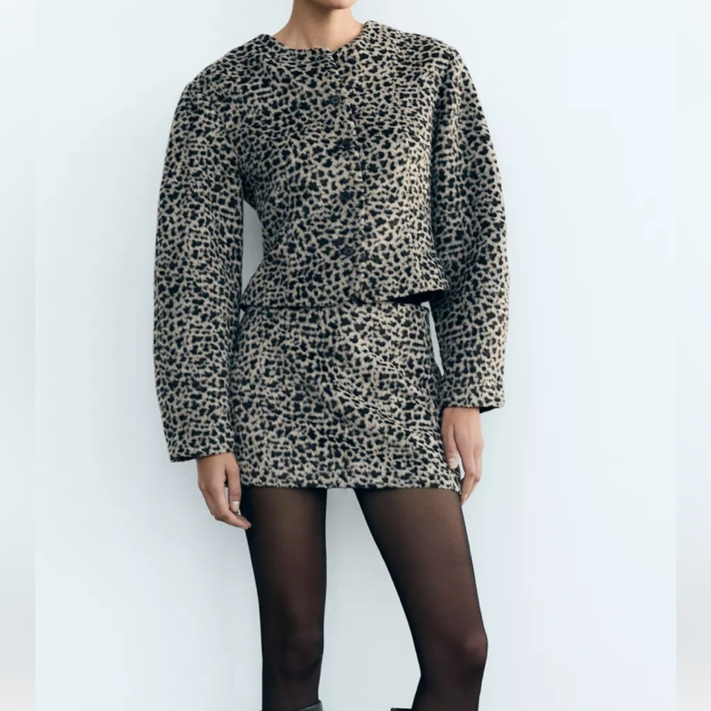 ANIMAL PRINT SKIRT